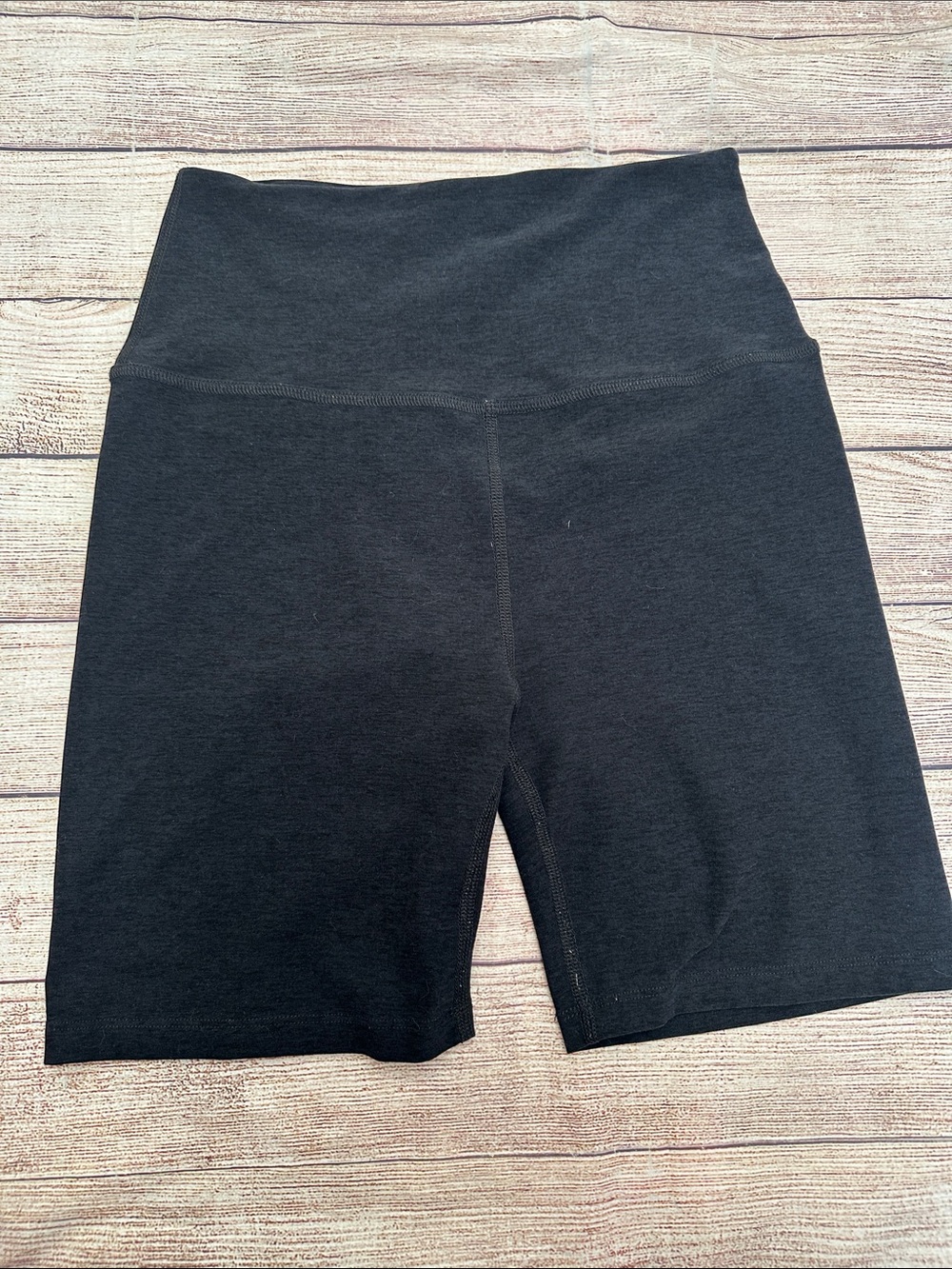 Beyond Yoga Super Soft High-Waist Black Womens 6” Bike Shorts Size Large